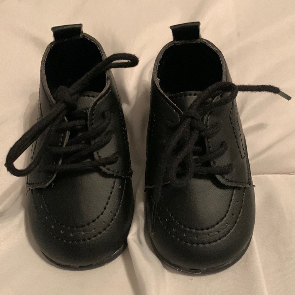 NWOT Black Oxford Dress Toddler Shoes with Smooth Finish Size 3T